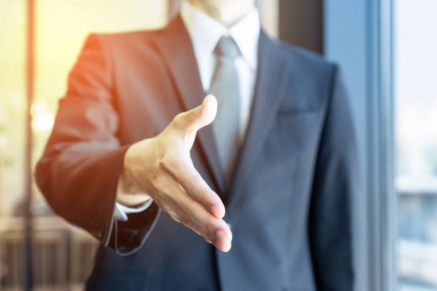 店舗はキャスト同様、常に男子スタッフの募集を掛けよう！の説明