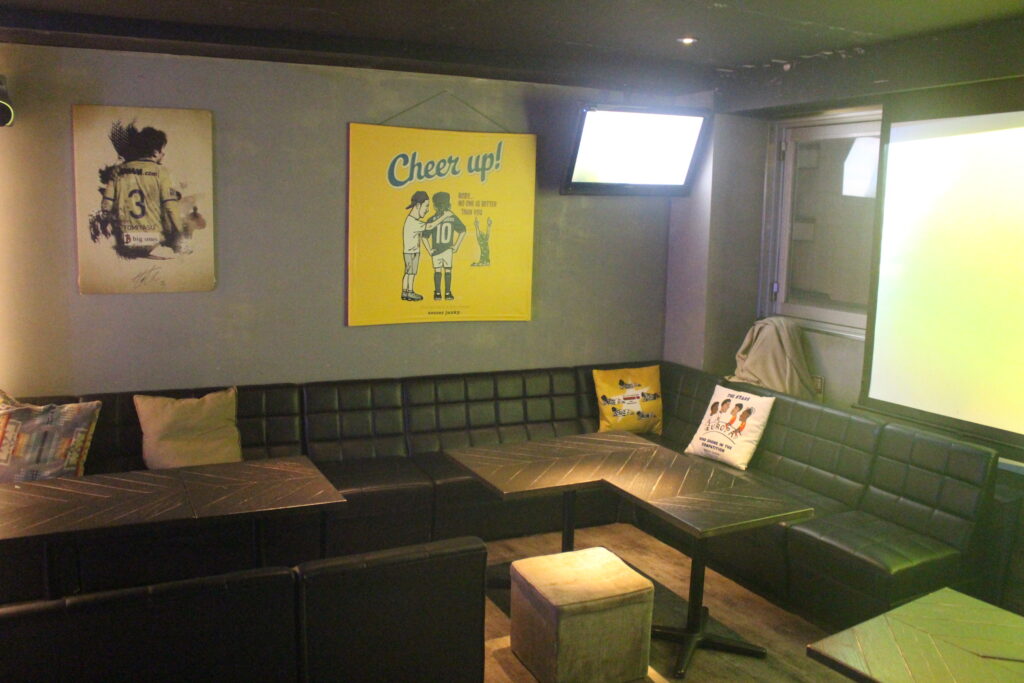 カラオケダーツBAR 西麻布Baggio